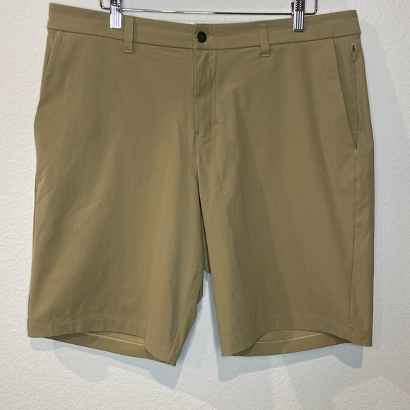 Lululemon Commission Short Relaxed 11" Men's Khaki Shorts 36 - Picture 2 of 7
